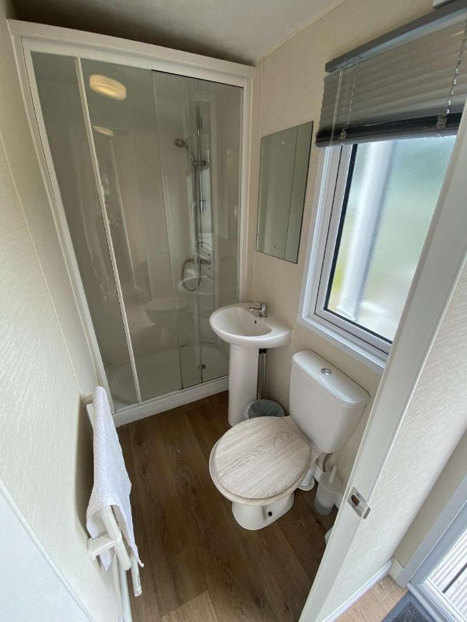 Impeccable 3 Bedroom Lodge Pet Friendly Northampton Exteriör bild